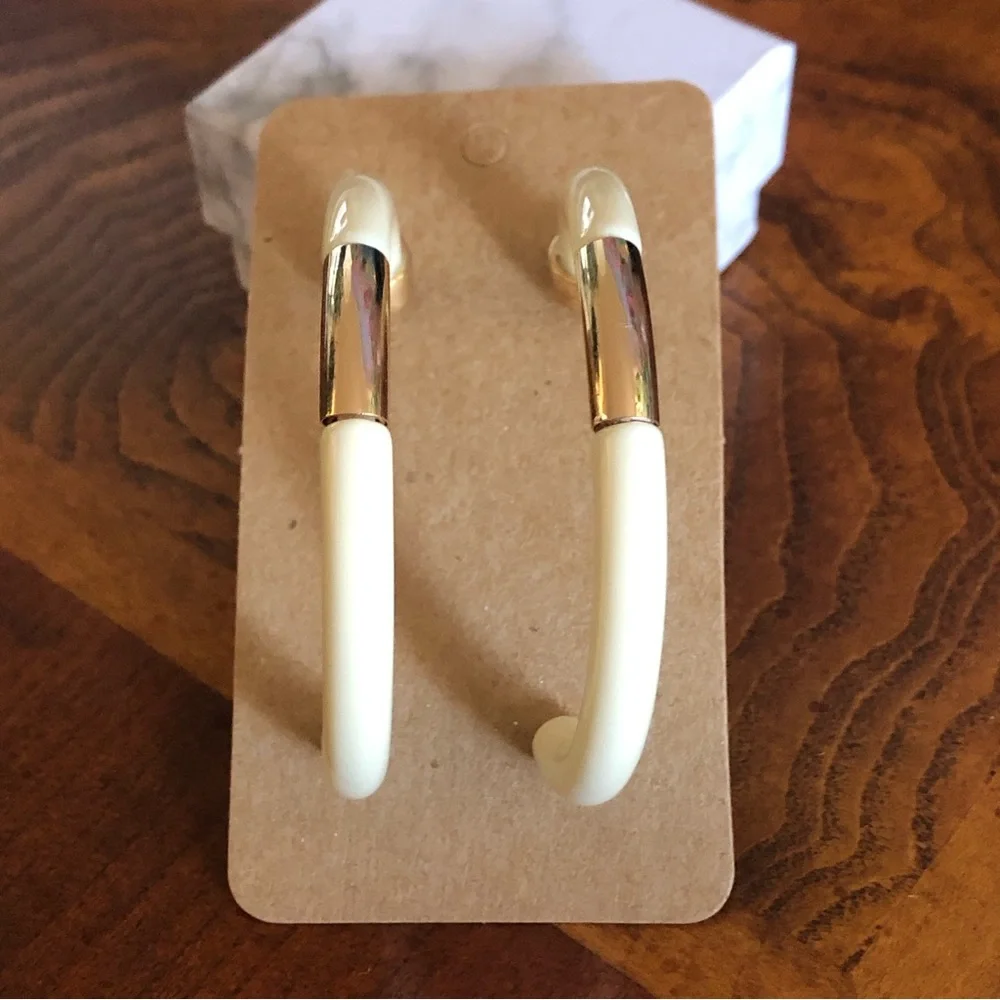 Vintage 90s cream and gold tone large hoop earrings